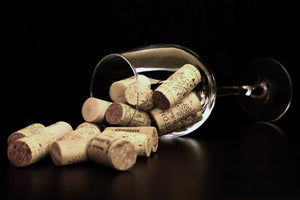 Weinglas mit Korken